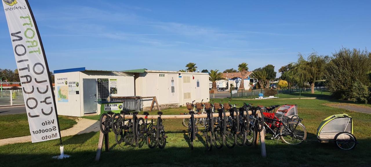 Mobilhome 2Ch Climatise-Terrasse Fermee-4 Velos-Camping 4 Etoiles Les Charmettes Les Mathes ภายนอก รูปภาพ