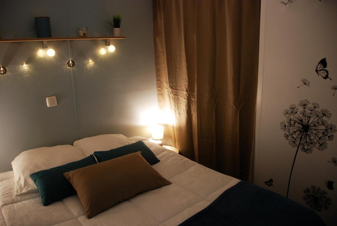 Mobilhome 2Ch Climatise-Terrasse Fermee-4 Velos-Camping 4 Etoiles Les Charmettes Les Mathes ภายนอก รูปภาพ