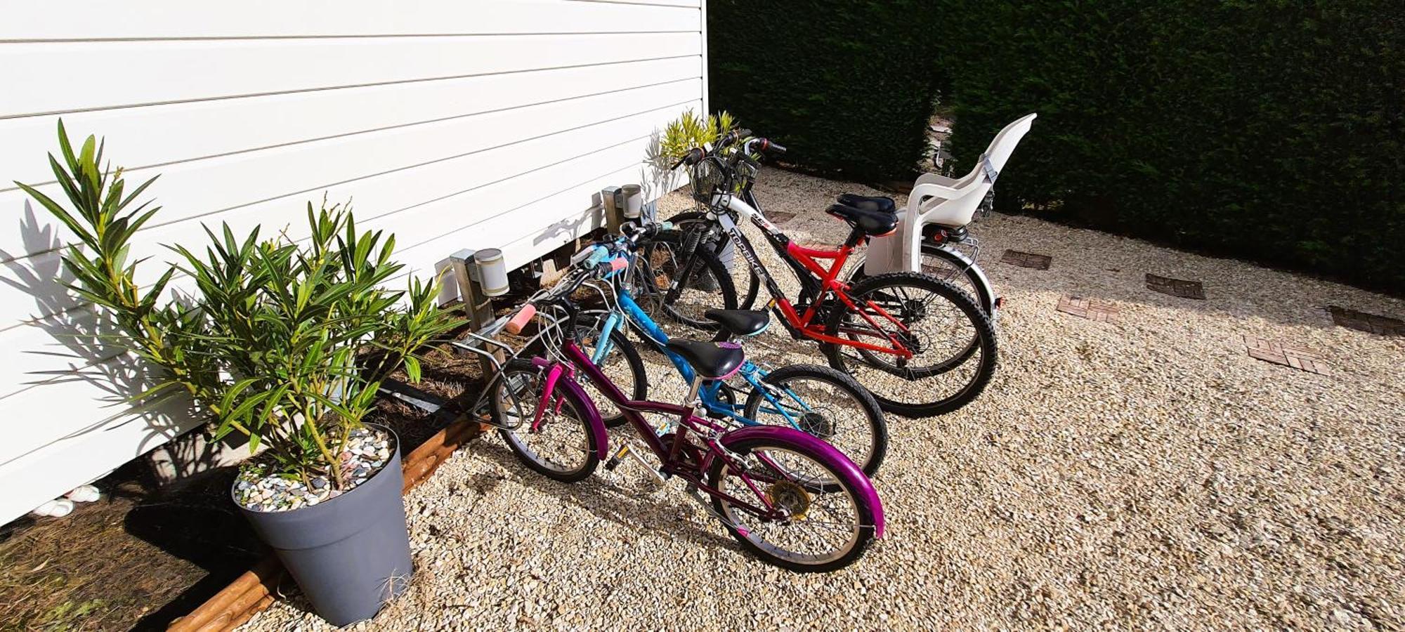 Mobilhome 2Ch Climatise-Terrasse Fermee-4 Velos-Camping 4 Etoiles Les Charmettes Les Mathes ภายนอก รูปภาพ